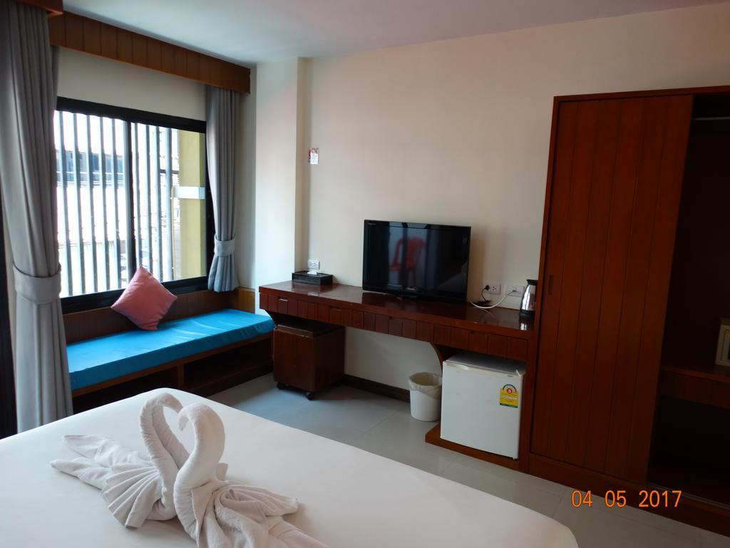 Acca Patong 3*