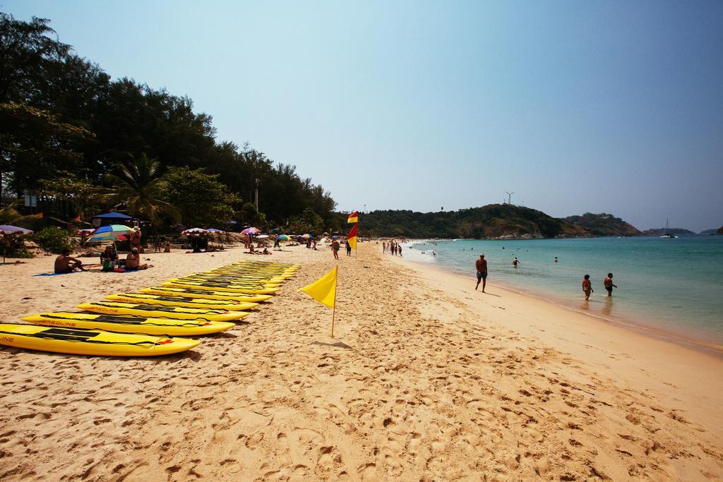 Hotel Seasons Naiharn Phuket