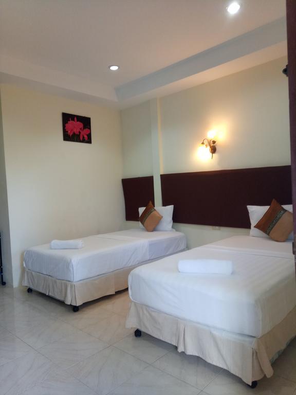 Wattana Guest house Nai Yang