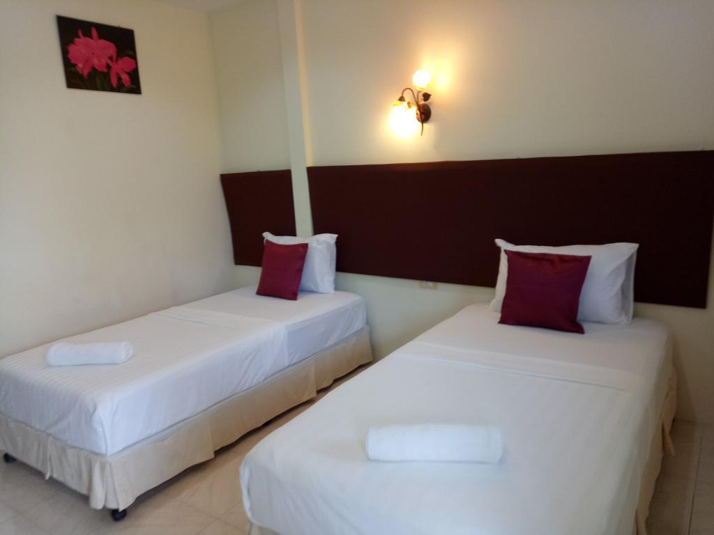 Guest house Wattana