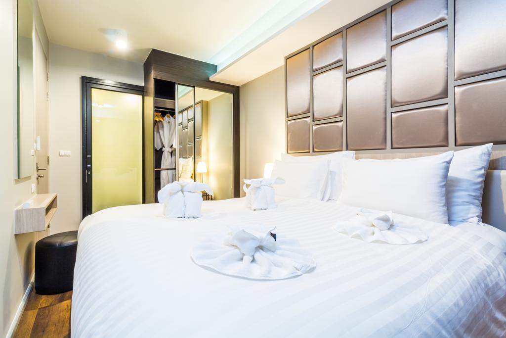 6th Avenue By Lofty * Pantai Surin
