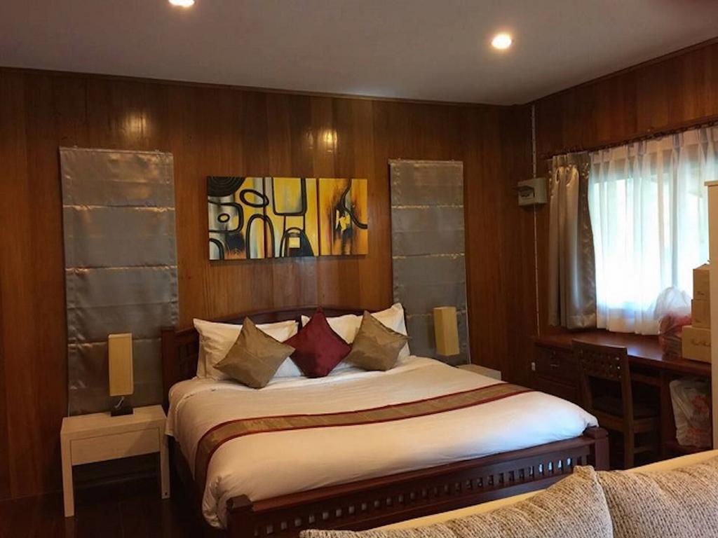 Triple Three Maikhao Villa *
