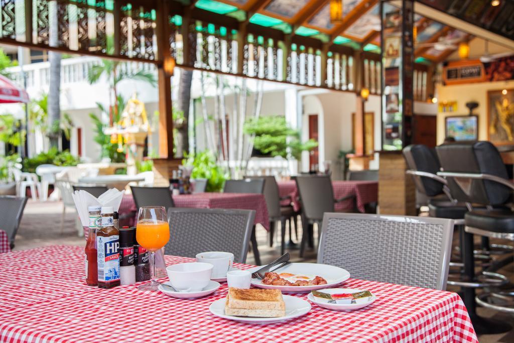 The Expat 3* Patong