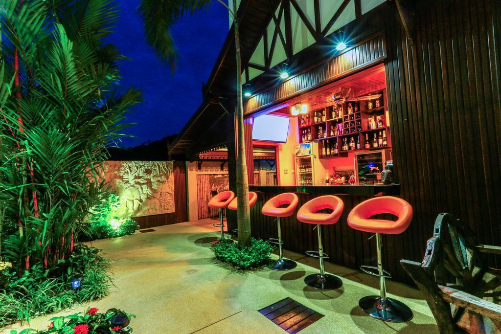 Palm Oasis Apartamento Nai Harn