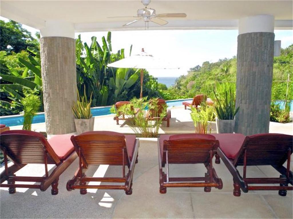 Accenta 1 Bedroom Sea View Apartment *