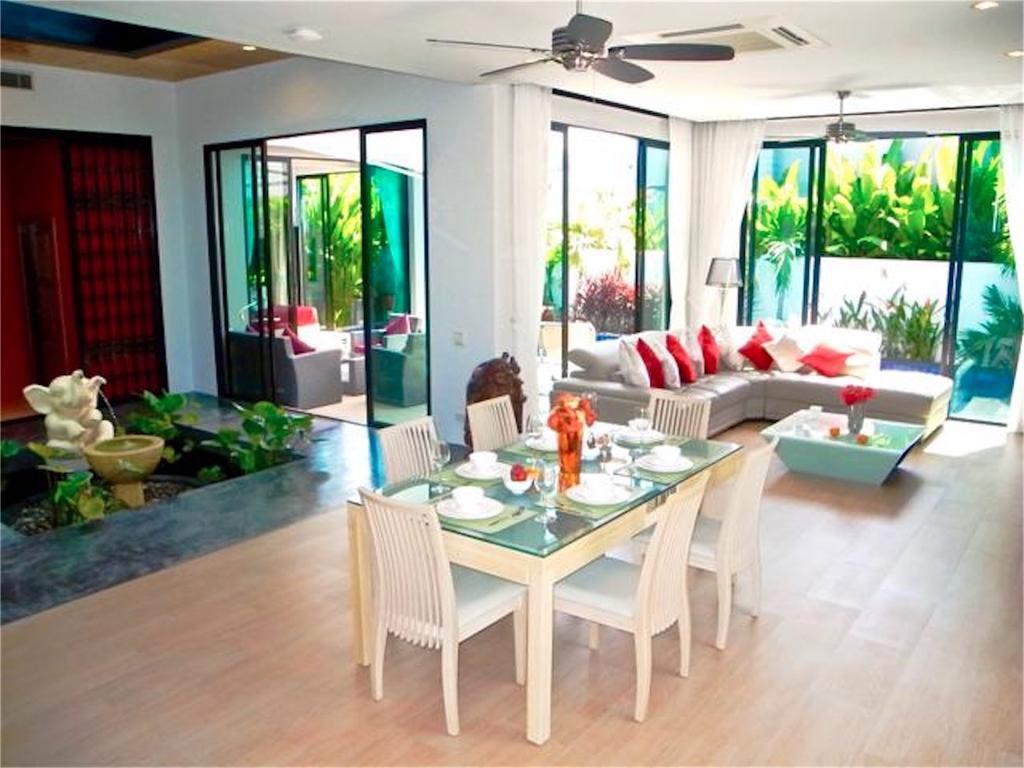 Baan Bua 3 Bedrooms Villa Nai Harn