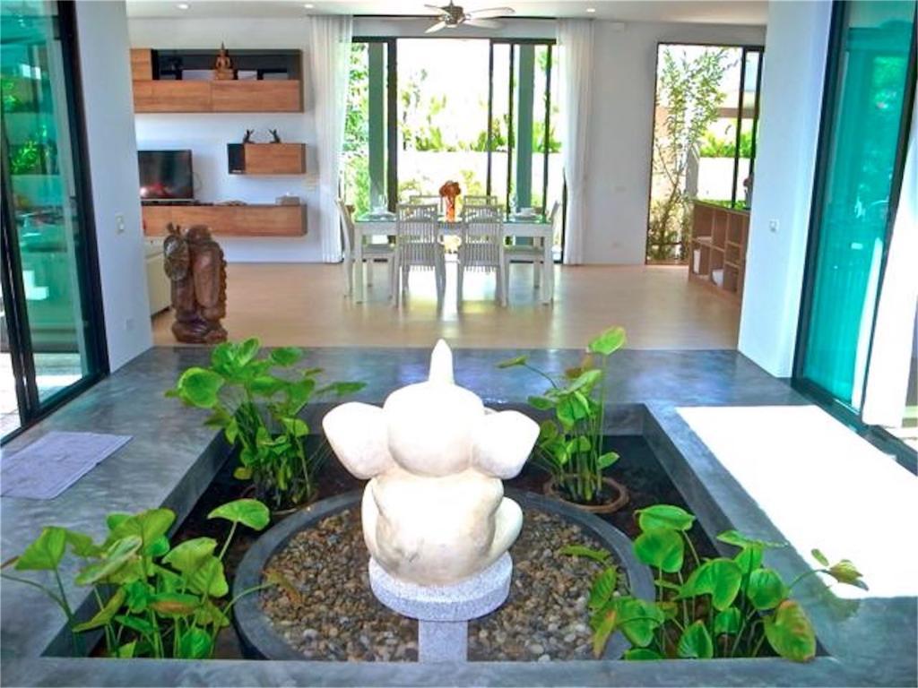 Baan Bua 3 Bedrooms Villa Nai Harn