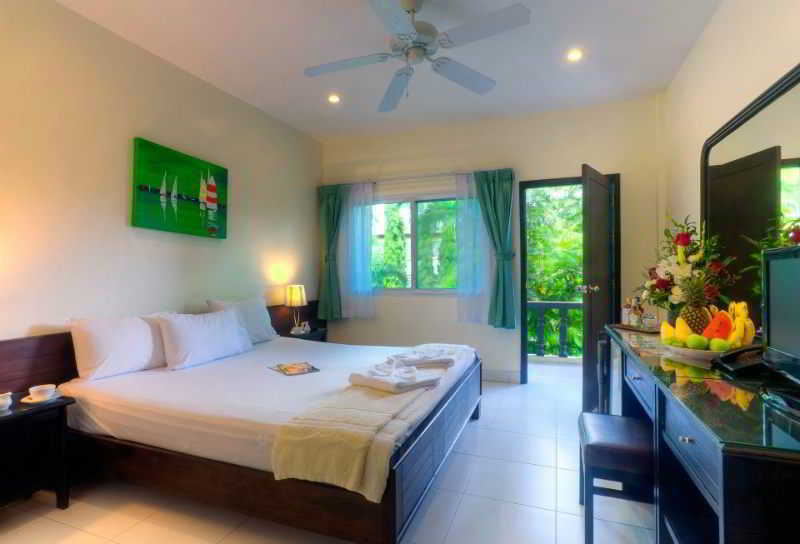 Hangout Phuket By Kly Hotel 3*