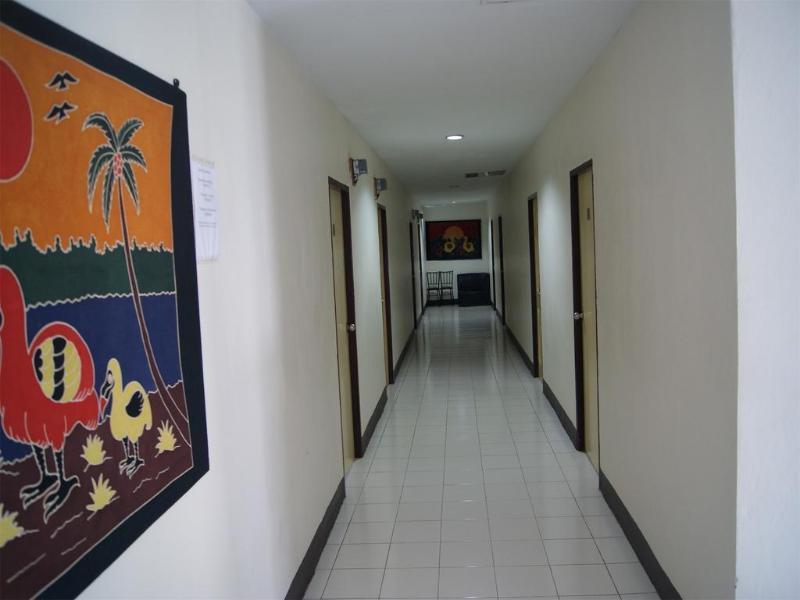 Rumah tetamu Pineapple Karon