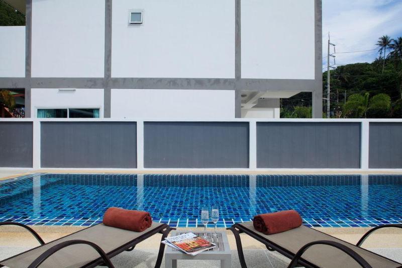 Sea View Resort Kata Beach (Phuket)