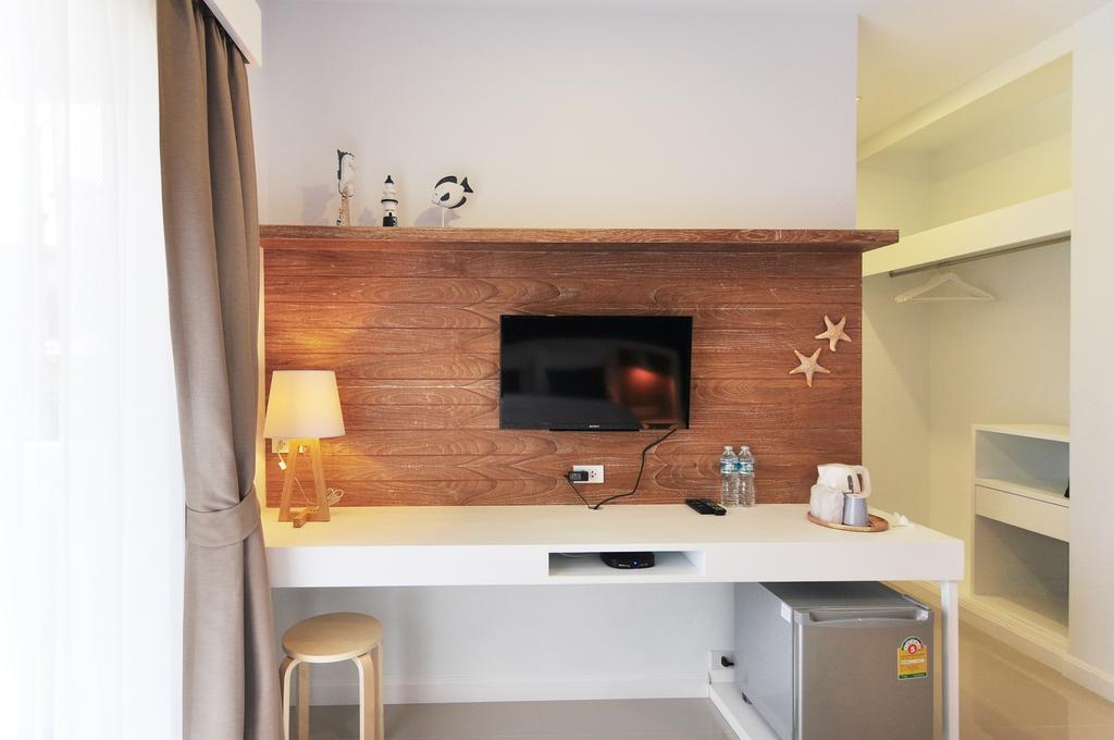 Chill House At Naiyang Hotel