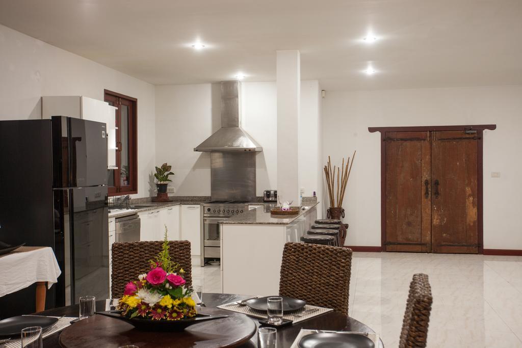 Adent View Villa *