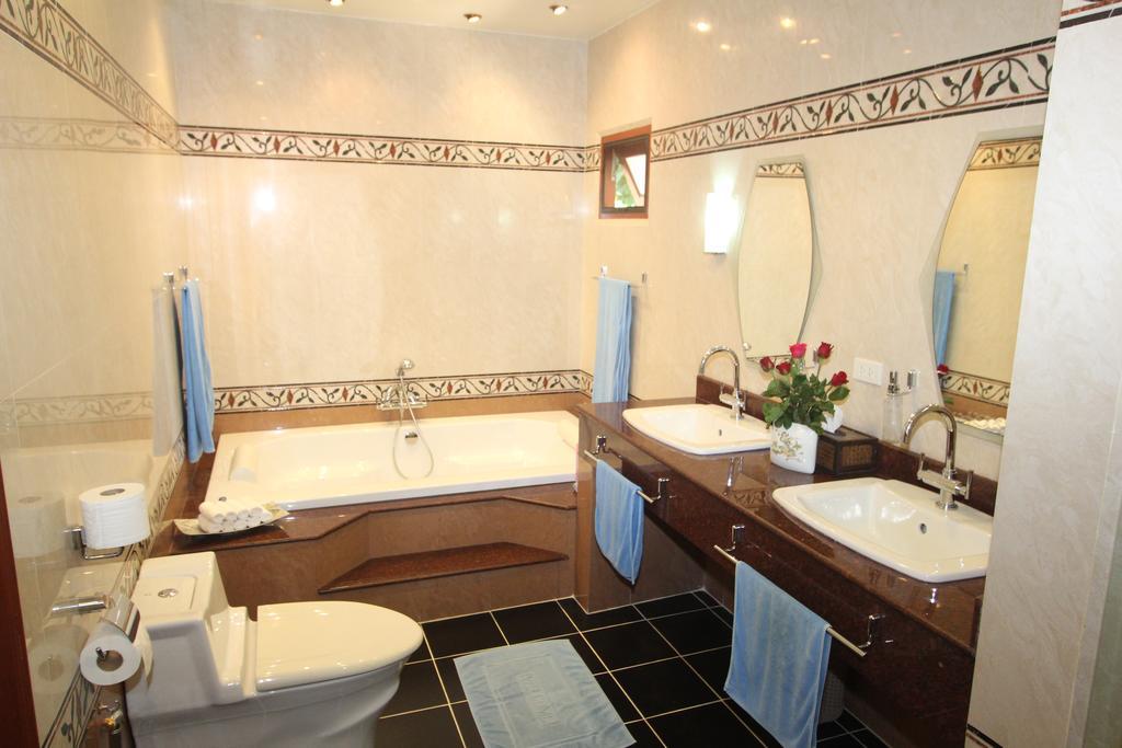 Pimlada Villa *