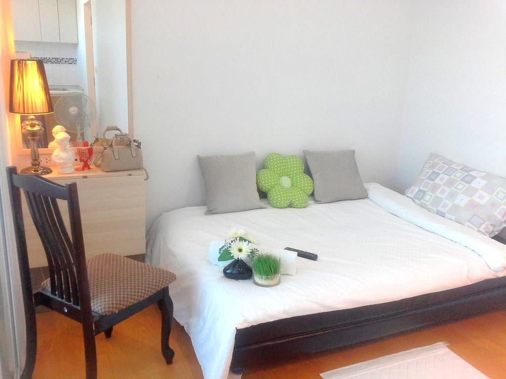 Plus Condo 2 By Tida