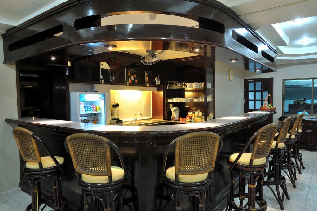 Pen Hotel, - Sha Extra Surin Beach (Phuket)