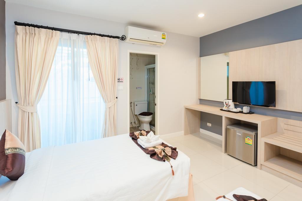 Airport Mansion Phuket 3*