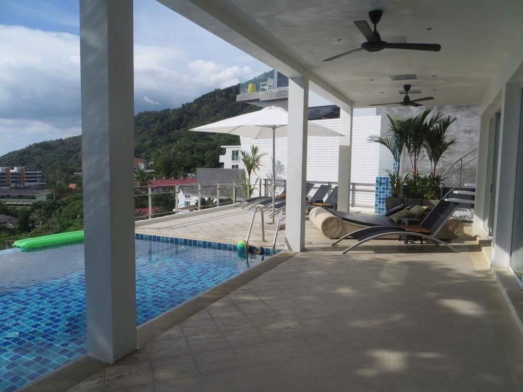 Ginborn 5 Bedroom Pool With Sea View In