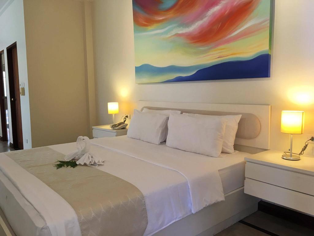 Resort Cloud 19