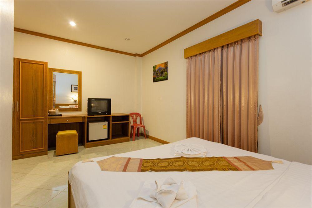 The Little Moon 3*