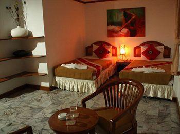 Hotel Paradise Resortel 2*