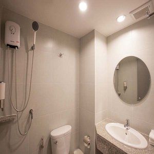 Recenta Suanluang Hotel