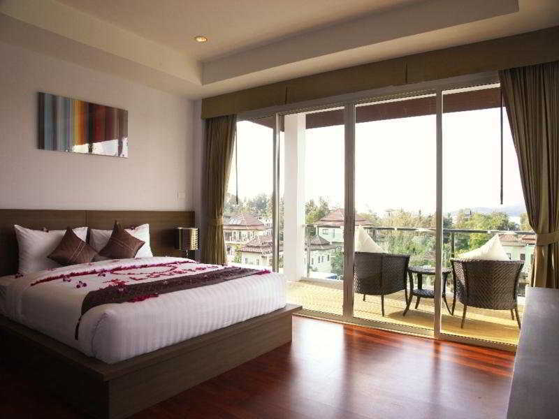 Bangtao Tropical And Resort