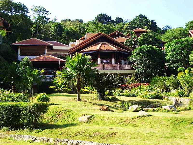 & Village 3* Layan Beach (Phuket)