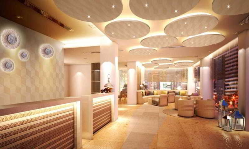 Ashlee Plaza & Hotel 4*