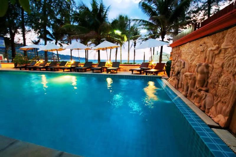 Hotel Beachfront 3*