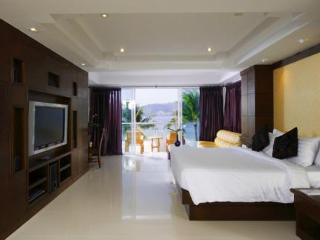 Rayaburi Hotel, 3* Patong