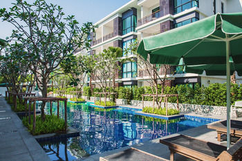 Hotel The Title By Tropiclook