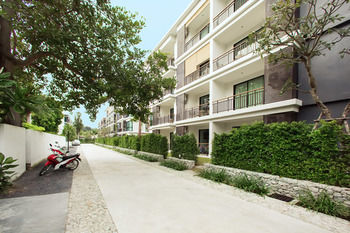 The Title By Tropiclook Hotel