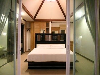 Villa Suriya Som Bang Tao Beach (Phuket)