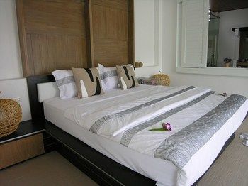 Villa Suriya Som