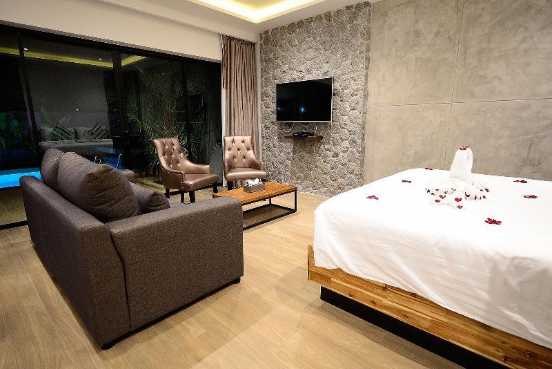 Resort Pumeria Phuket - Sha