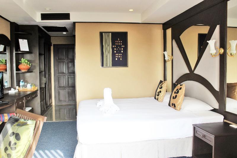 Kelly's Residency Hotel 3*