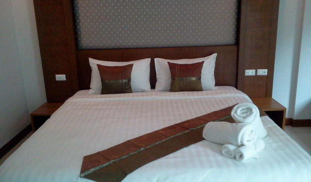 Rojjana Apartment Kamala Beach