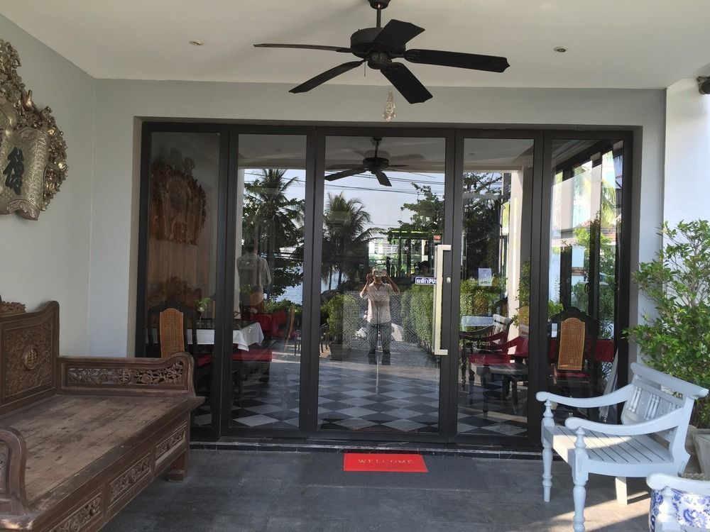 Sea Phuket Sha Hotel 4*