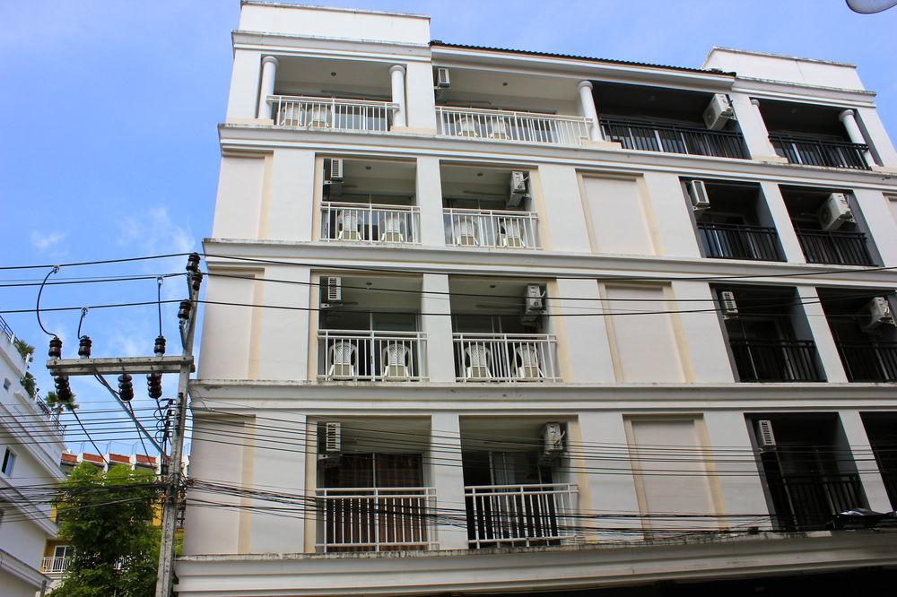 Holiday Home Patong Hotel
