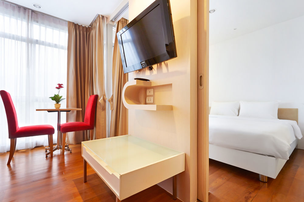 Art Apartment *