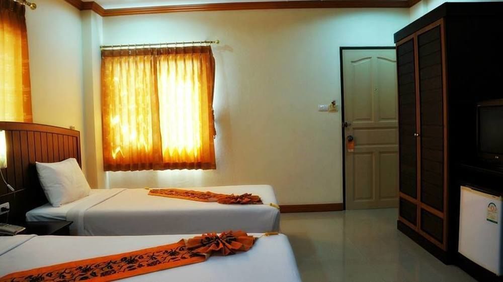 Komaree Apartment *