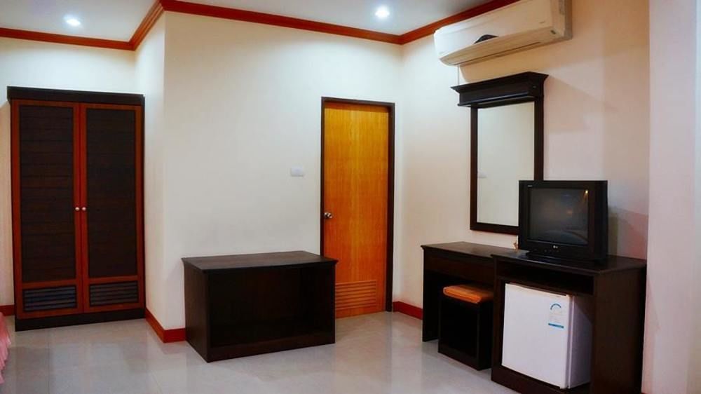 Komaree Apartment *
