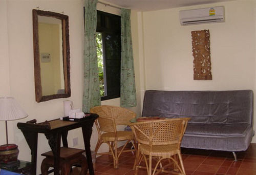 Chez Charly Guest house Nai Yang