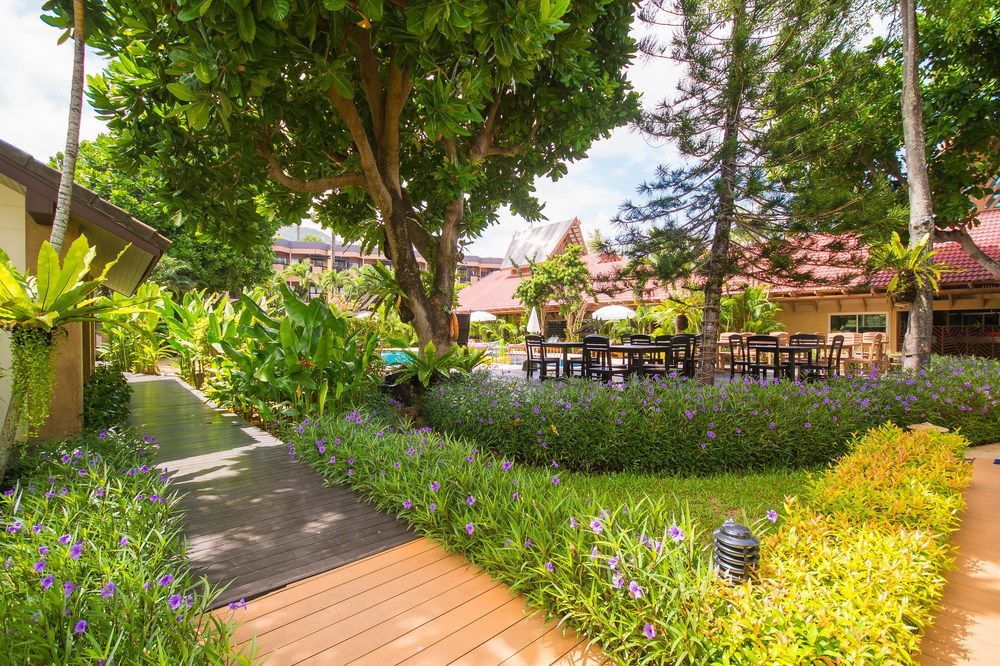 Phuket Island View - Sha Resort Karon
