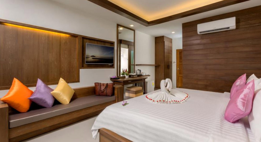 Secret Cliff Hotel