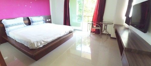 Benjamas Place 2* Rawai