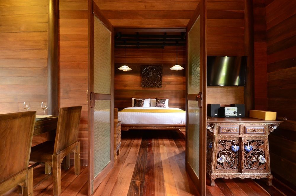 Ananta Thai Pool 4*