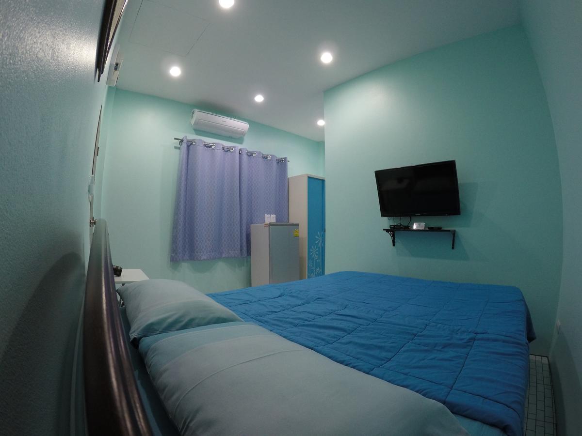 Phuket Travel * Nai Yang Beach