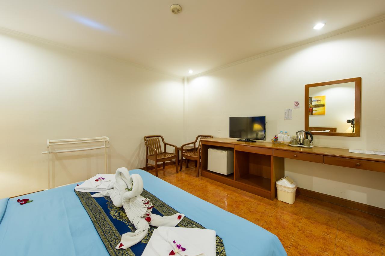 Phuket Hotel