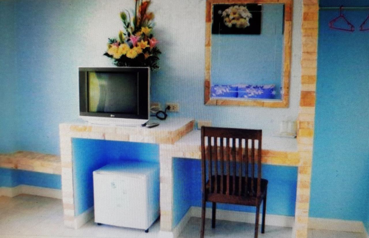 Baan Chaylay Hotel 2*